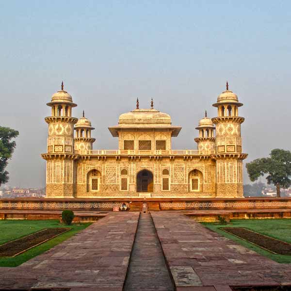 Itmad ud daula